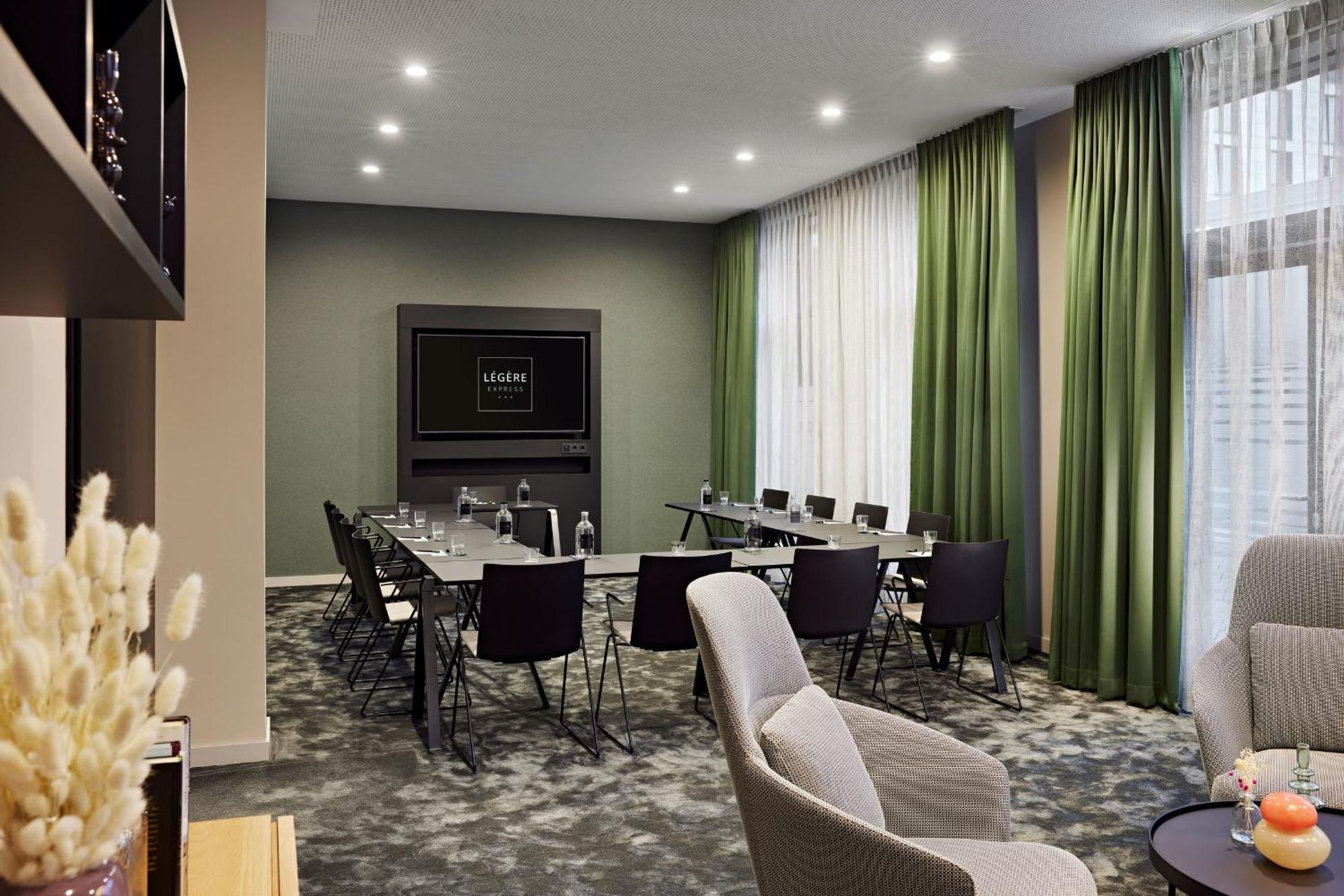 Legere Express Bielefeld Hotel Exterior photo